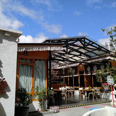 Apartamento Huksum House Deqen Exterior foto